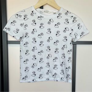 H&M short sleeve snoopy t-shirt. Size 6-8